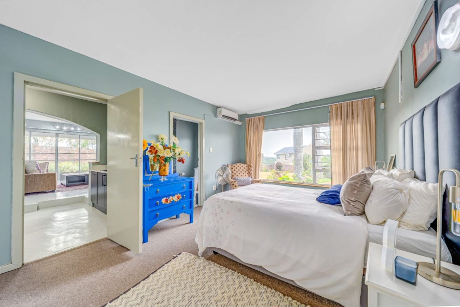 5 Bedroom Property for Sale in Beacon Bay Eastern Cape